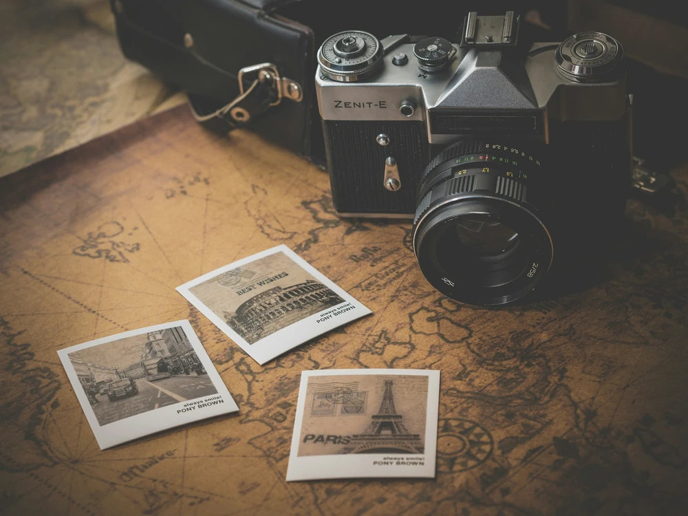 A camera and photographic equipment.